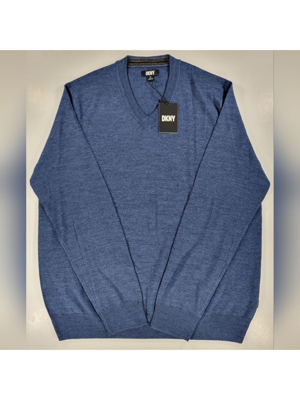 NEW DKNY Men's XL V-Neck Sweater Dark Blue Merino Wool Blend Pullover NWT